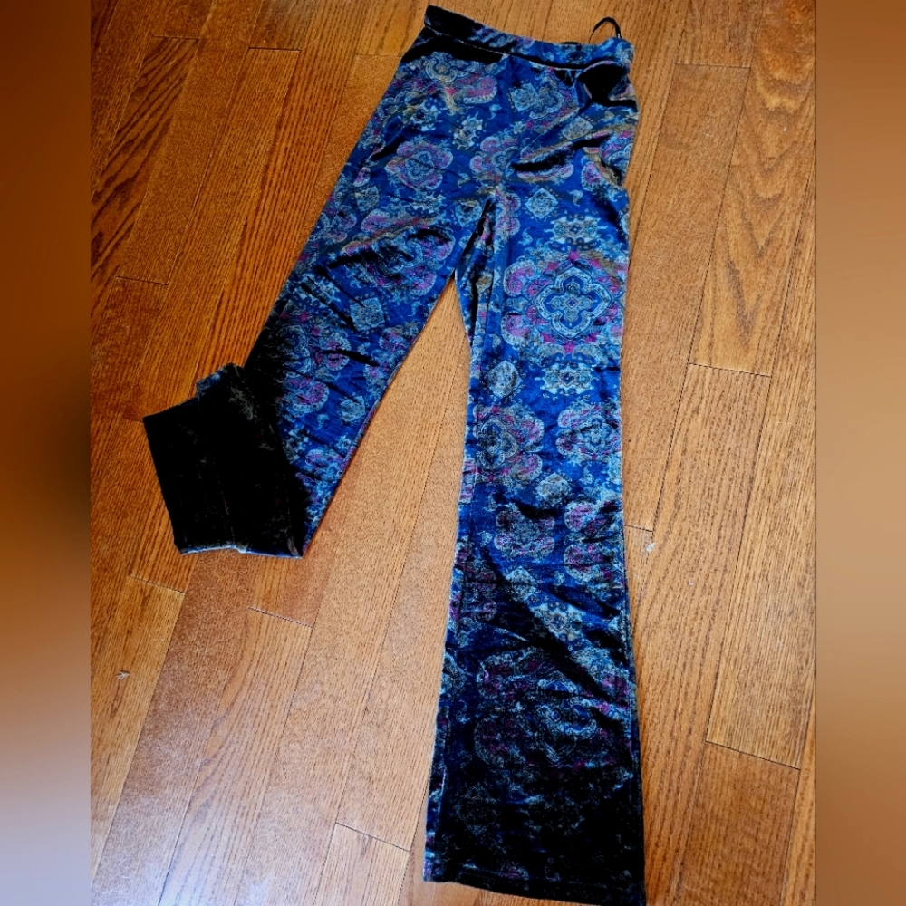 Velvet modest flare 70s 60s paisley retro groovy pattern stretch